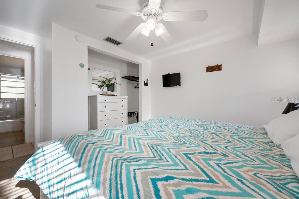 На продажу: $2,150,000 (5 спален, 0 ванн, 2188 Квадратных фут)