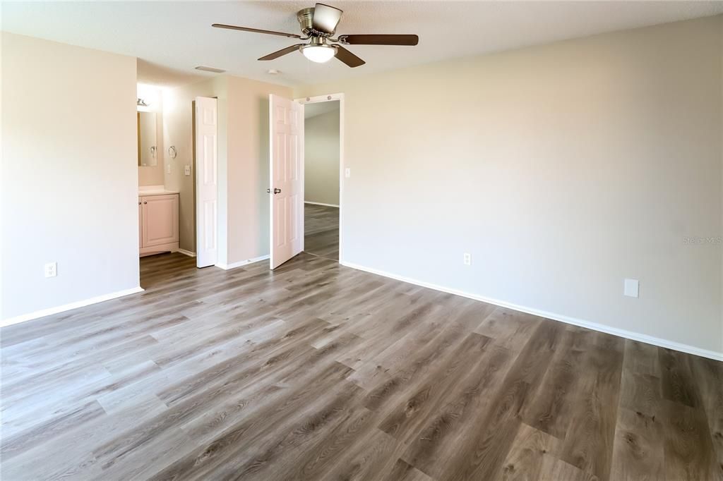 В аренду: $2,195 (3 спален, 2 ванн, 1148 Квадратных фут)