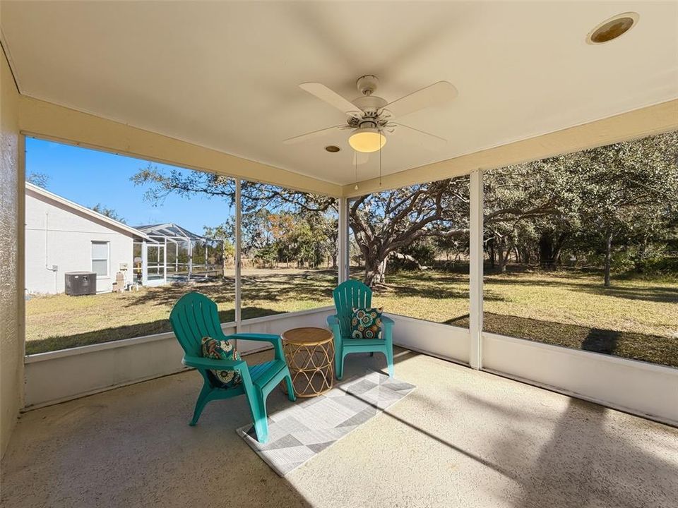 For Sale: $349,000 (3 beds, 2 baths, 1559 Square Feet)