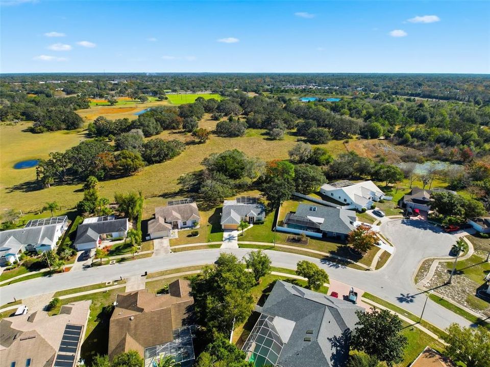 For Sale: $349,000 (3 beds, 2 baths, 1559 Square Feet)