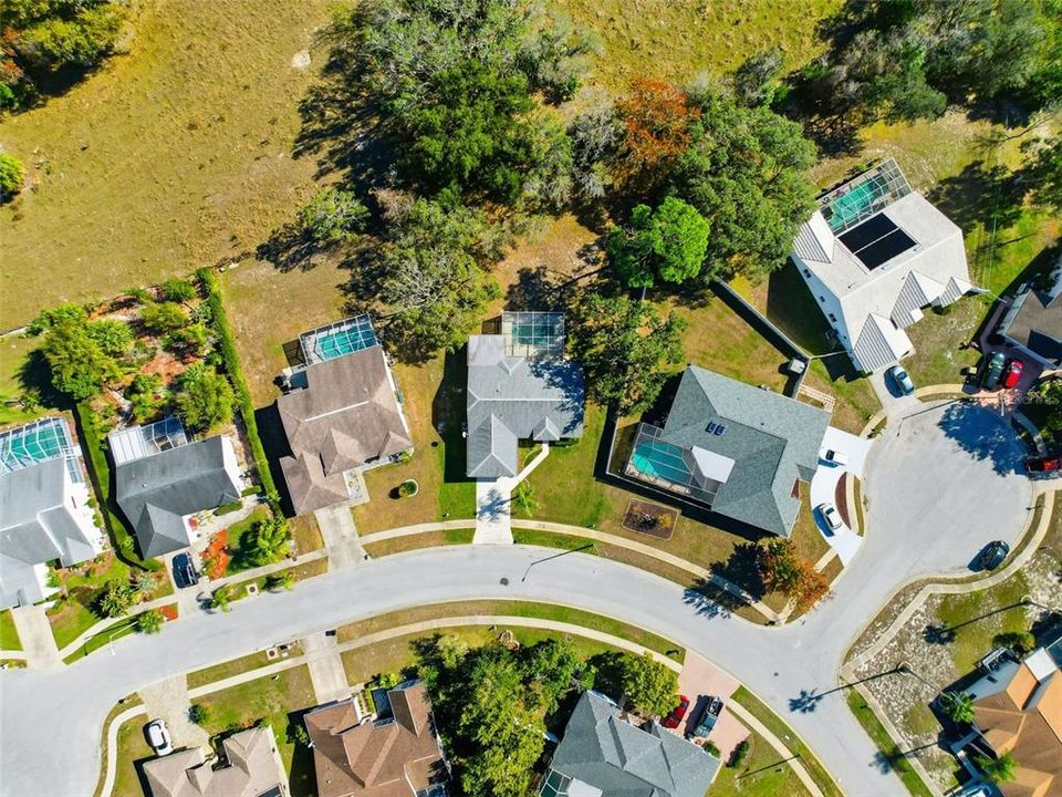 For Sale: $349,000 (3 beds, 2 baths, 1559 Square Feet)