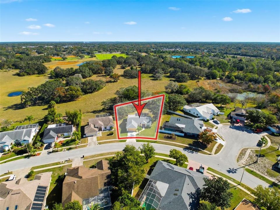 For Sale: $349,000 (3 beds, 2 baths, 1559 Square Feet)