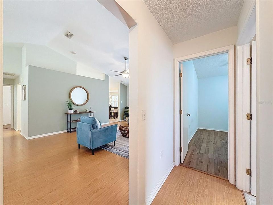 For Sale: $349,000 (3 beds, 2 baths, 1559 Square Feet)