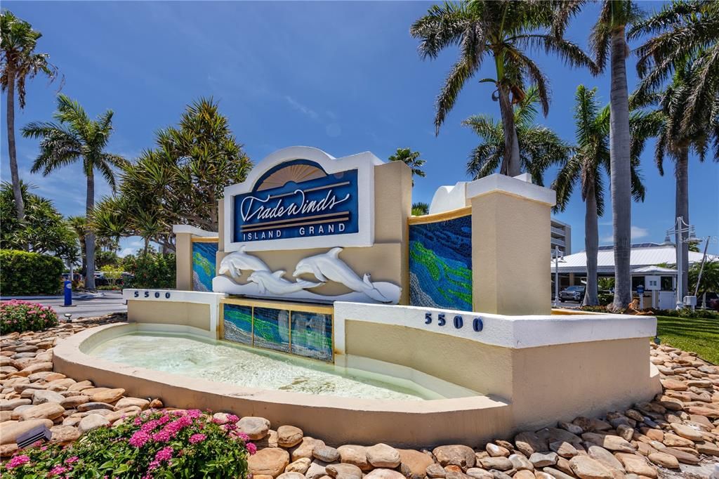 待售: $537,500 (2 贝兹, 2 浴室, 835 平方英尺)