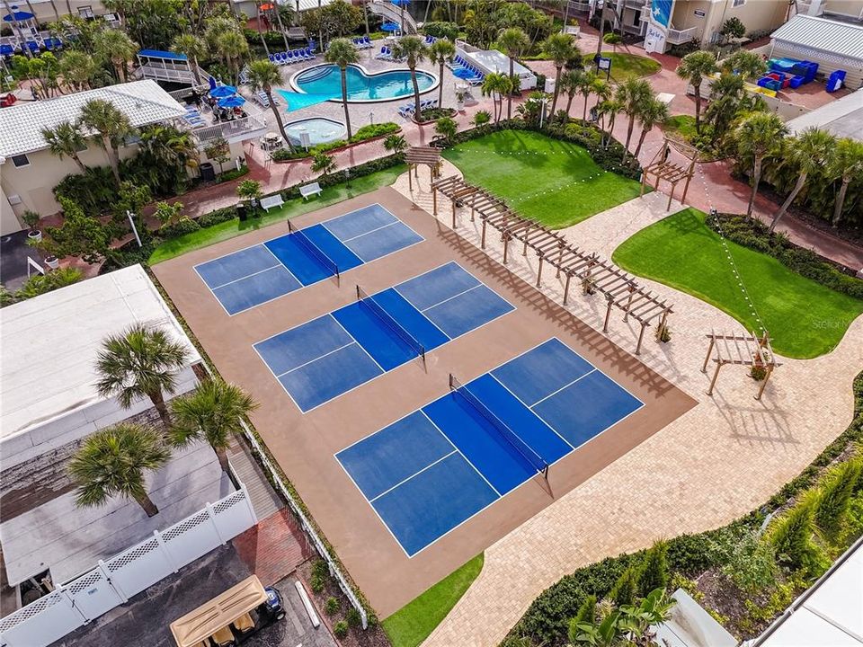 待售: $537,500 (2 贝兹, 2 浴室, 835 平方英尺)