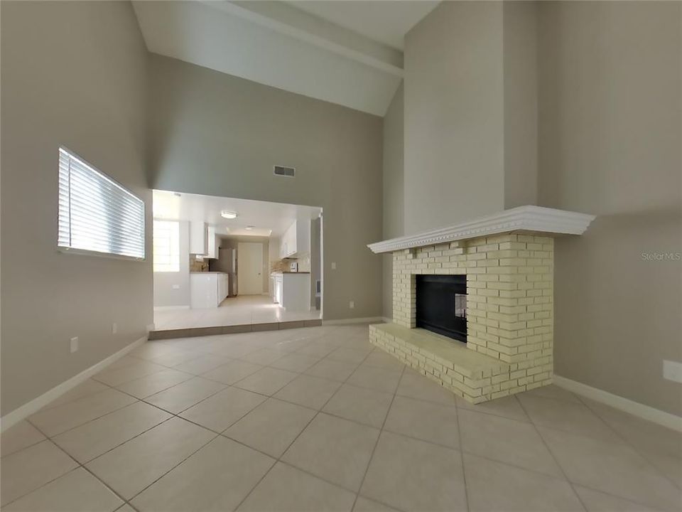 В аренду: $2,159 (3 спален, 2 ванн, 1873 Квадратных фут)