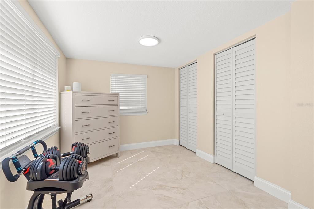 На продажу: $999,900 (3 спален, 2 ванн, 1433 Квадратных фут)