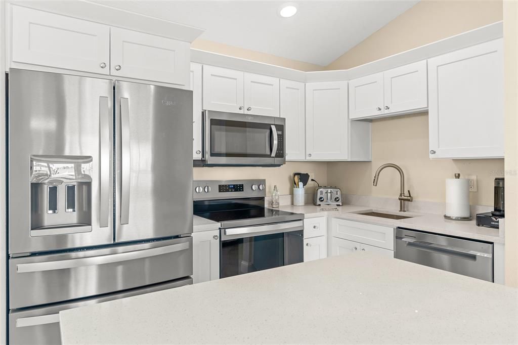 На продажу: $999,900 (3 спален, 2 ванн, 1433 Квадратных фут)