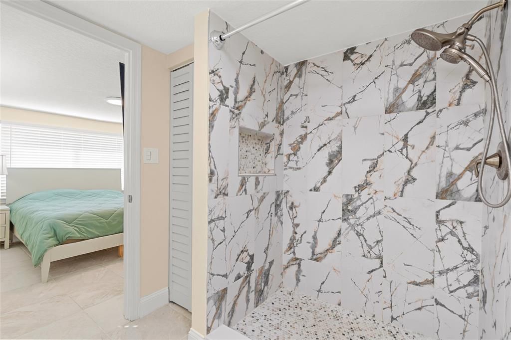 На продажу: $999,900 (3 спален, 2 ванн, 1433 Квадратных фут)