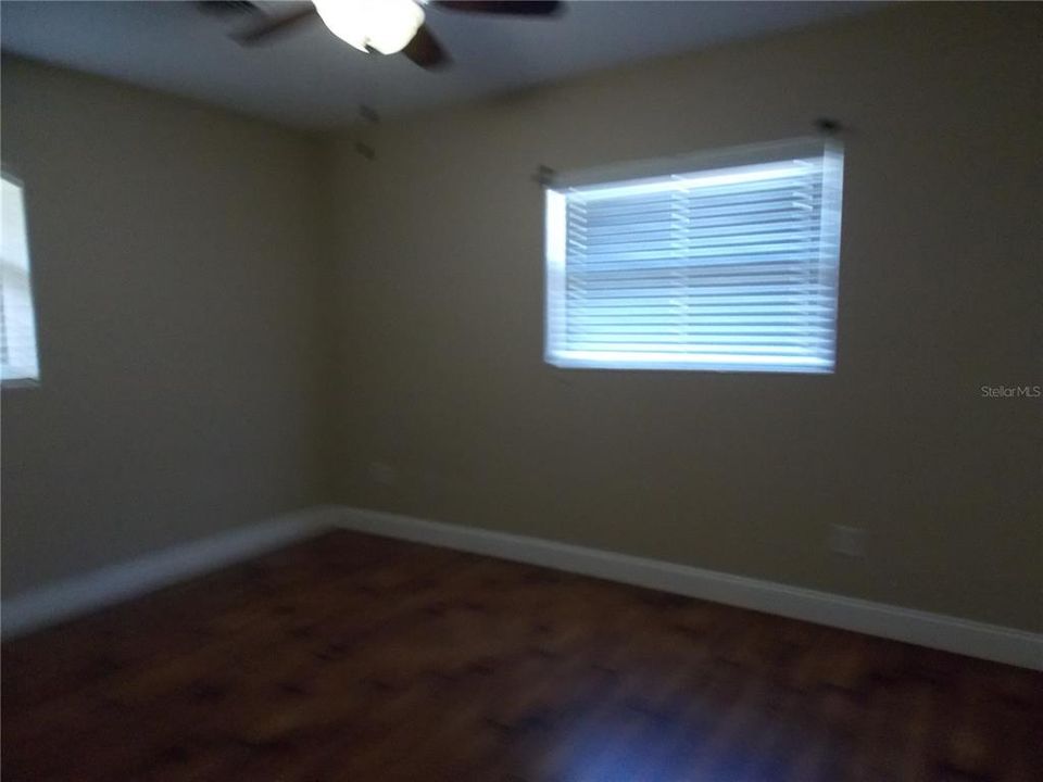 En Venta: $300,000 (3 camas, 2 baños, 1592 Pies cuadrados)