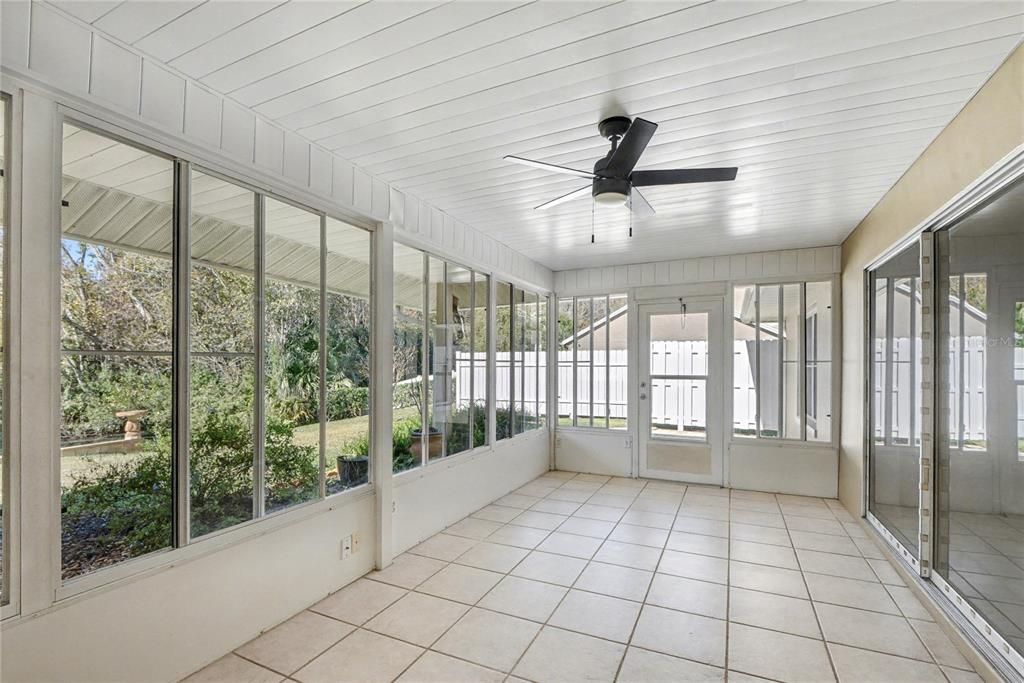 For Sale: $499,900 (3 beds, 2 baths, 2224 Square Feet)