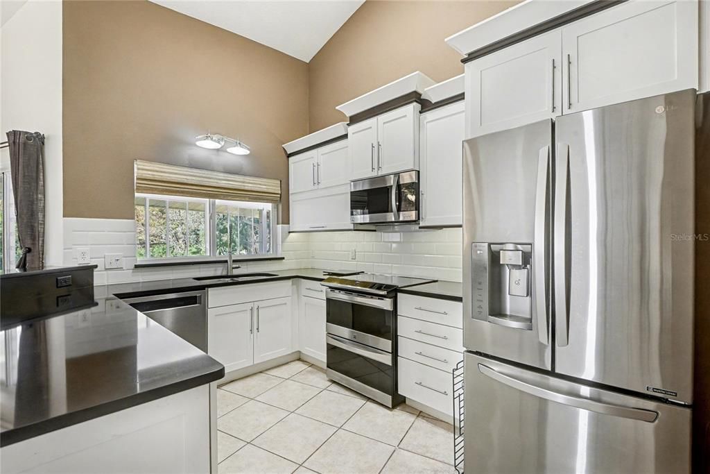 For Sale: $499,900 (3 beds, 2 baths, 2224 Square Feet)