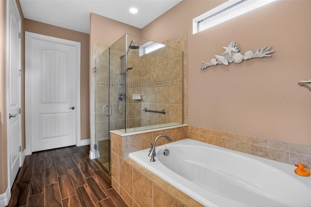 For Sale: $614,999 (3 beds, 2 baths, 2152 Square Feet)