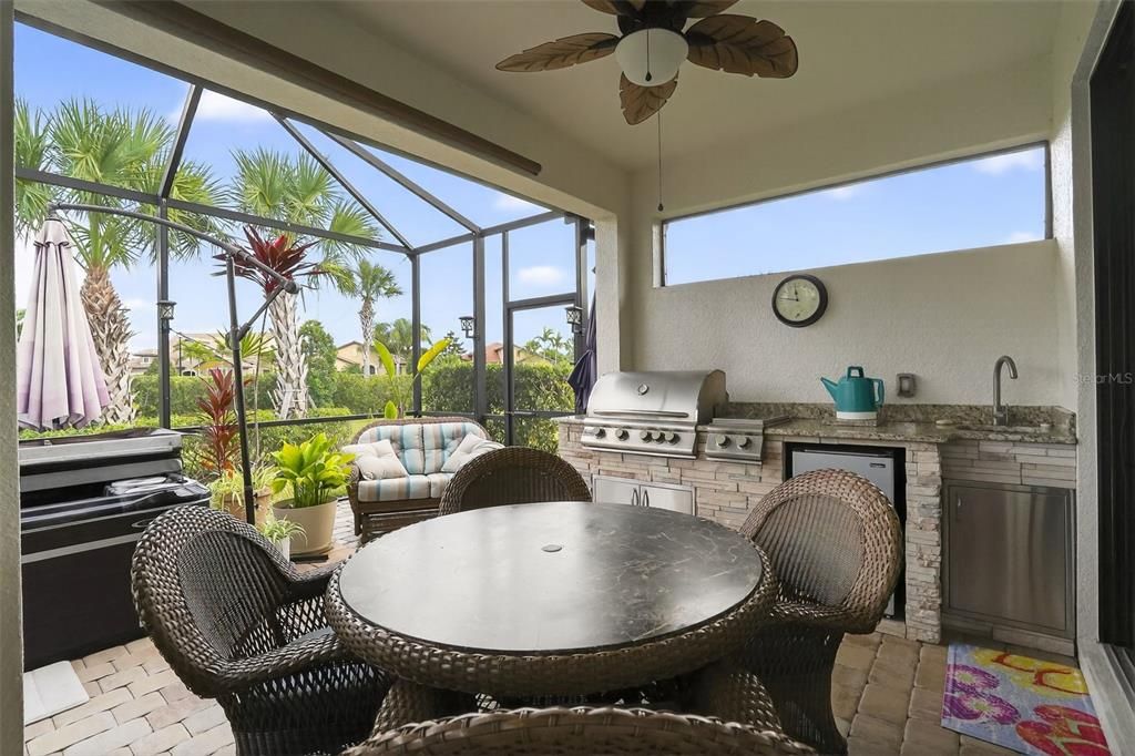 For Sale: $614,999 (3 beds, 2 baths, 2152 Square Feet)