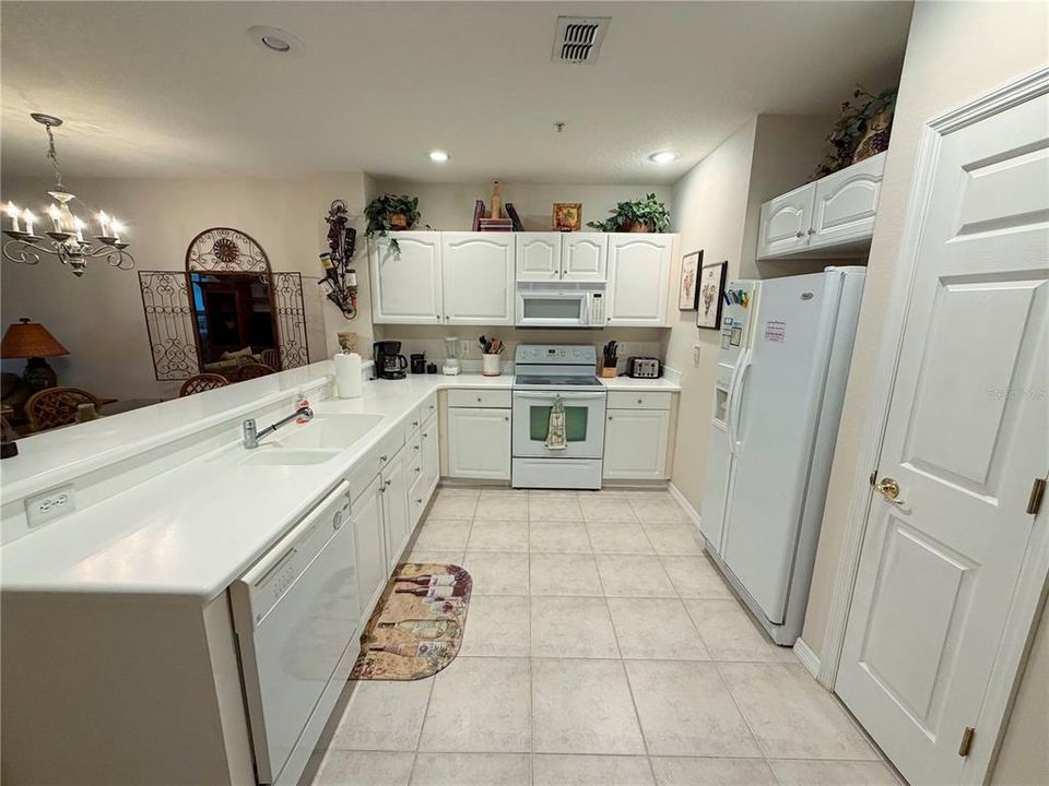 En Renta: $1,995 (3 camas, 2 baños, 1377 Pies cuadrados)