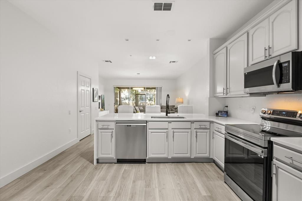 En Venta: $320,000 (2 camas, 2 baños, 1546 Pies cuadrados)