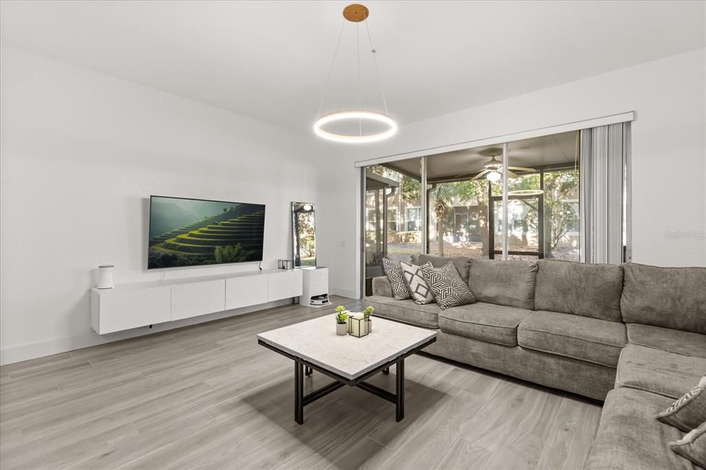 En Venta: $320,000 (2 camas, 2 baños, 1546 Pies cuadrados)