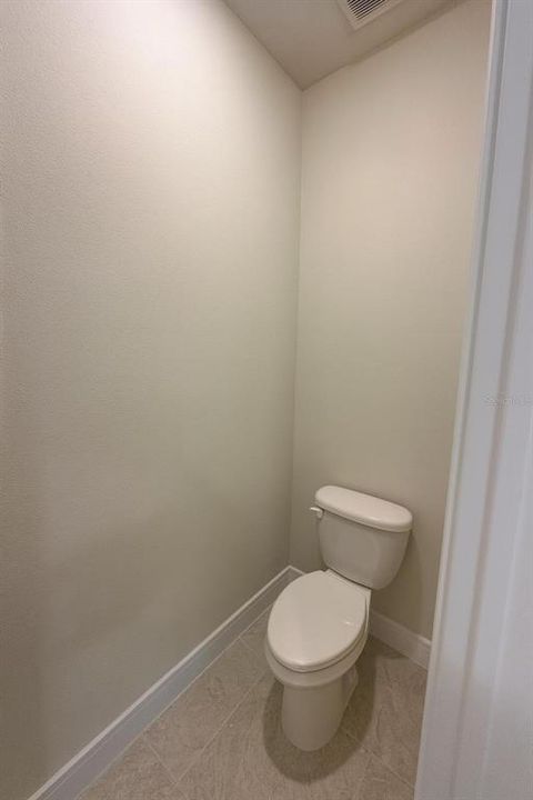 For Rent: $2,300 (4 beds, 2 baths, 1839 Square Feet)