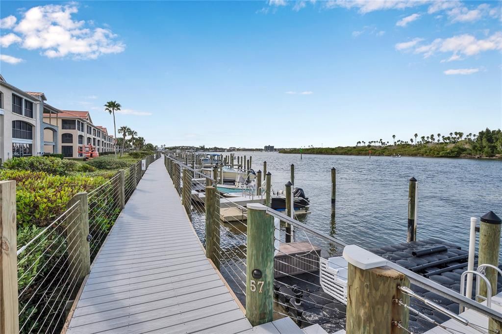 En Venta: $495,000 (2 camas, 2 baños, 1053 Pies cuadrados)