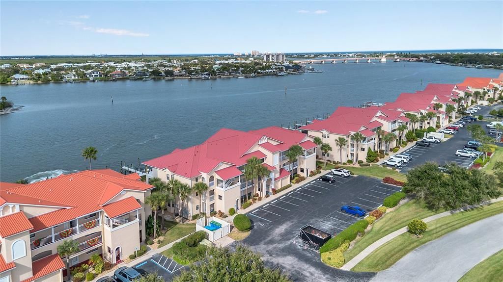 En Venta: $495,000 (2 camas, 2 baños, 1053 Pies cuadrados)