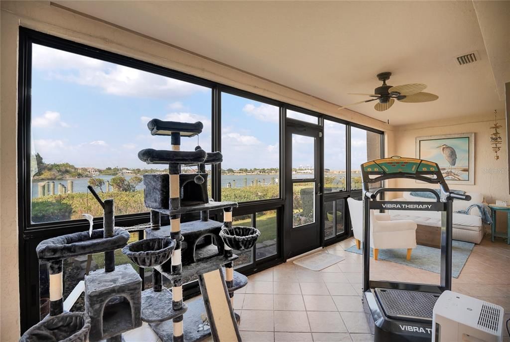 En Venta: $495,000 (2 camas, 2 baños, 1053 Pies cuadrados)