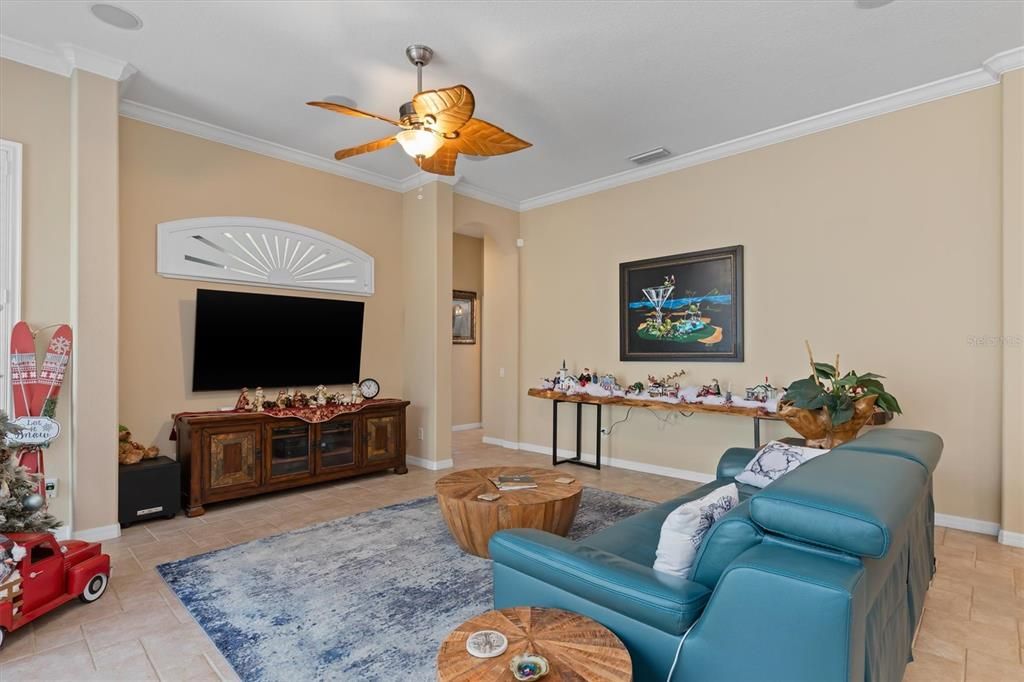 На продажу: $664,500 (4 спален, 3 ванн, 2608 Квадратных фут)