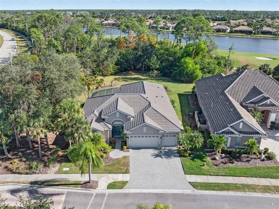 На продажу: $664,500 (4 спален, 3 ванн, 2608 Квадратных фут)