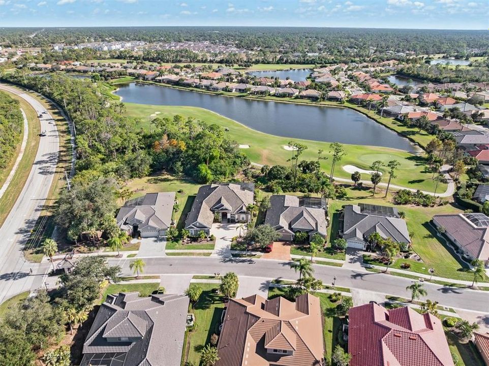 На продажу: $664,500 (4 спален, 3 ванн, 2608 Квадратных фут)