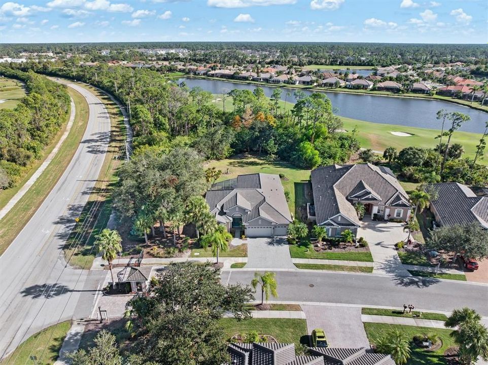 На продажу: $664,500 (4 спален, 3 ванн, 2608 Квадратных фут)