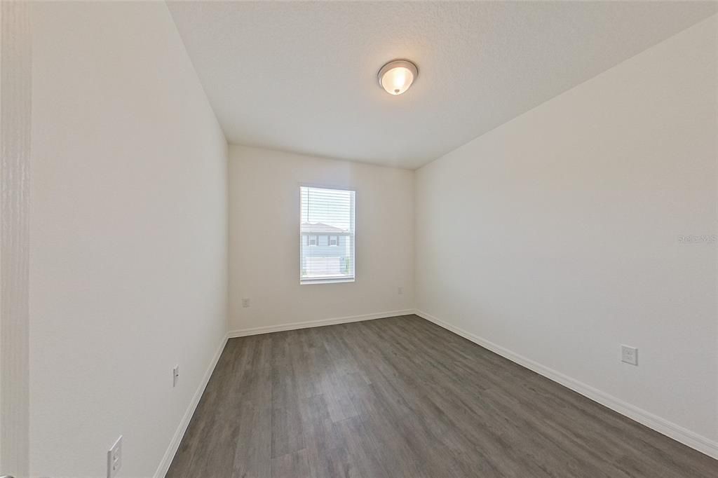 出租: $2,045 (4 贝兹, 2 浴室, 2007 平方英尺)