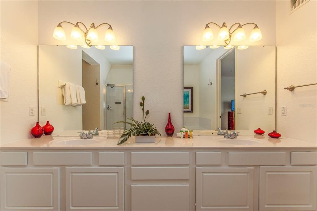 En Venta: $654,900 (3 camas, 2 baños, 2097 Pies cuadrados)