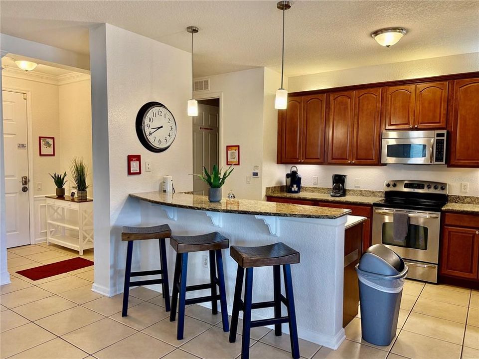 En Venta: $654,900 (3 camas, 2 baños, 2097 Pies cuadrados)