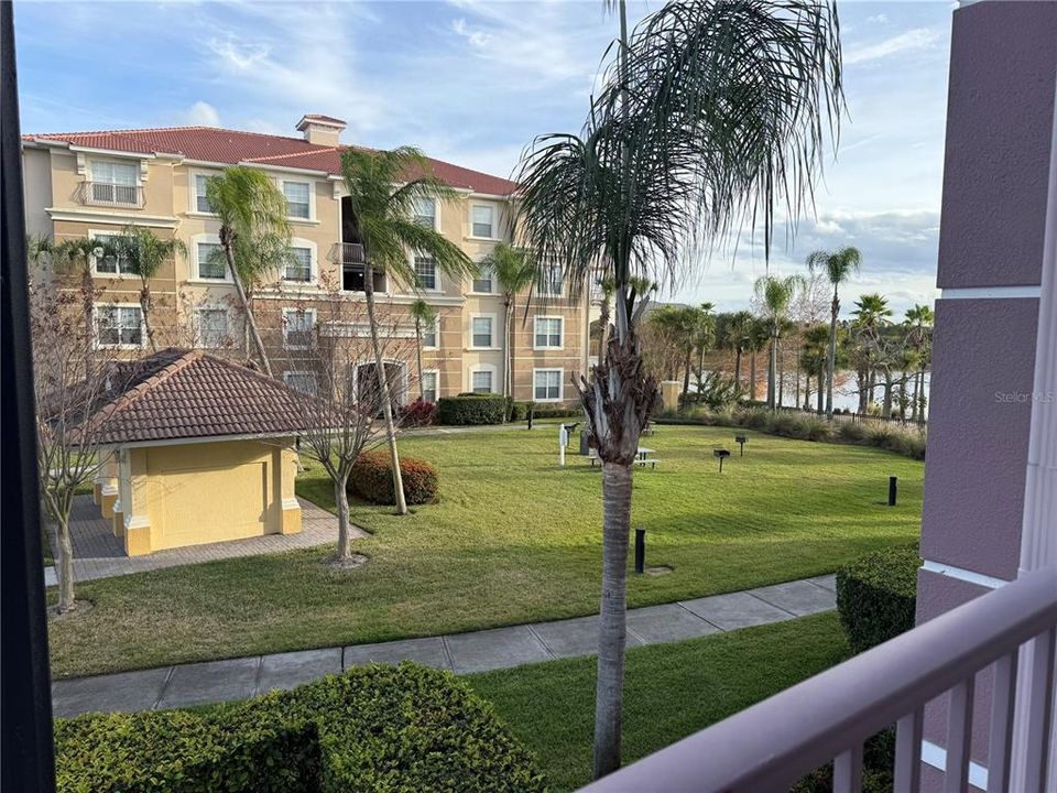 En Venta: $654,900 (3 camas, 2 baños, 2097 Pies cuadrados)