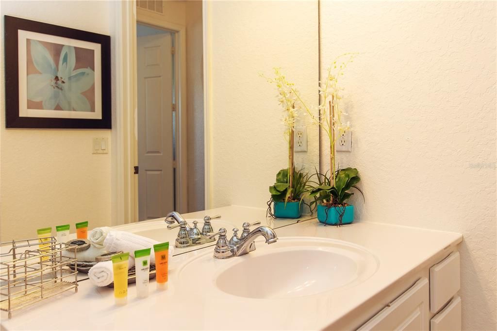 En Venta: $654,900 (3 camas, 2 baños, 2097 Pies cuadrados)