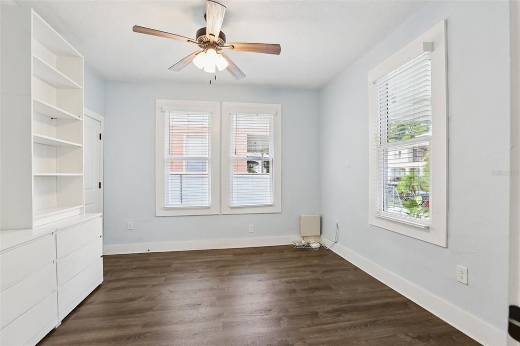 For Rent: $2,600 (3 beds, 2 baths, 1568 Square Feet)