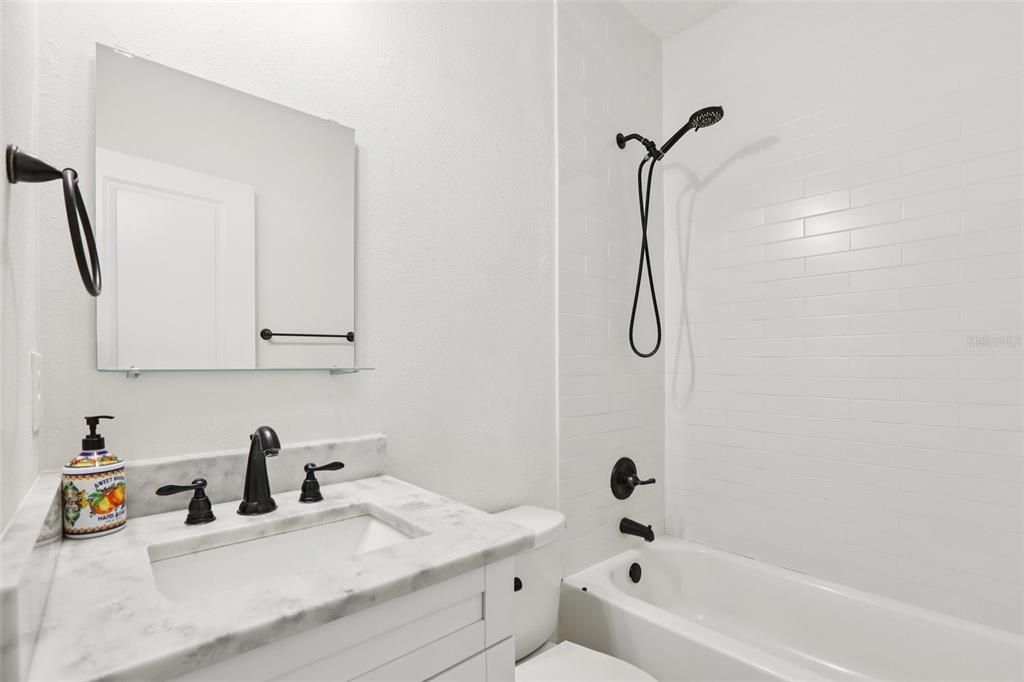 For Rent: $2,600 (3 beds, 2 baths, 1568 Square Feet)