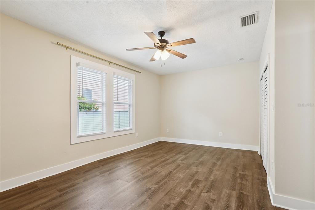 For Rent: $2,600 (3 beds, 2 baths, 1568 Square Feet)