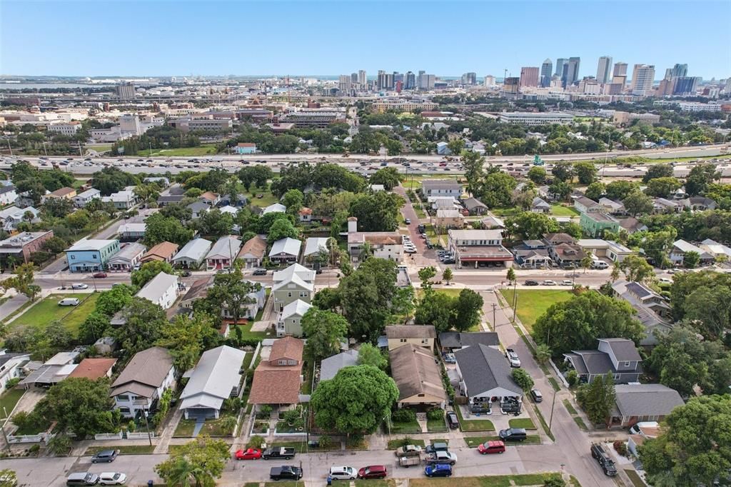 For Rent: $2,600 (3 beds, 2 baths, 1568 Square Feet)