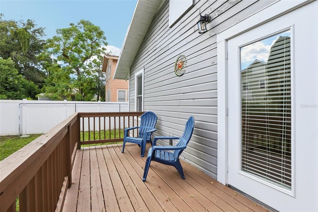 For Rent: $2,600 (3 beds, 2 baths, 1568 Square Feet)