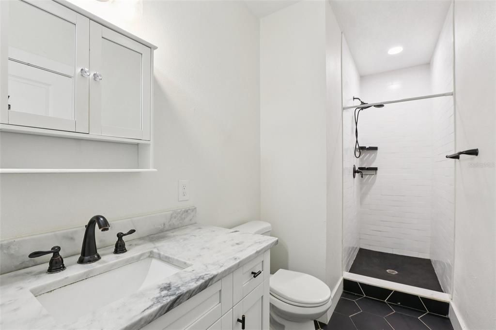 For Rent: $2,600 (3 beds, 2 baths, 1568 Square Feet)