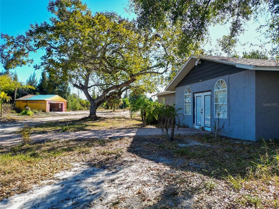 For Sale: $599,000 (6.40 acres)