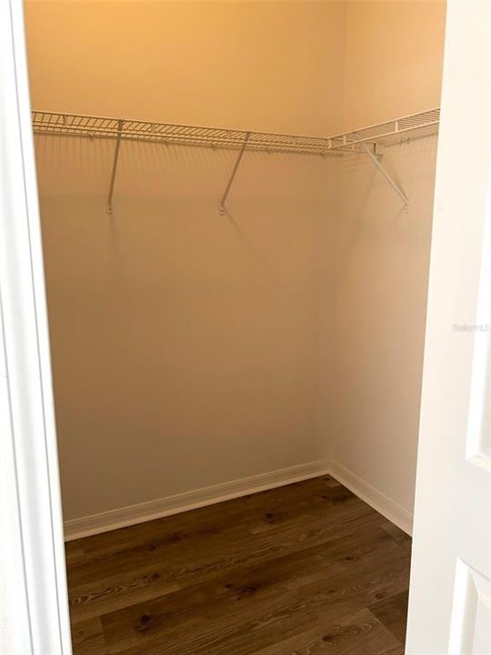 For Sale: $289,000 (2 beds, 2 baths, 1690 Square Feet)