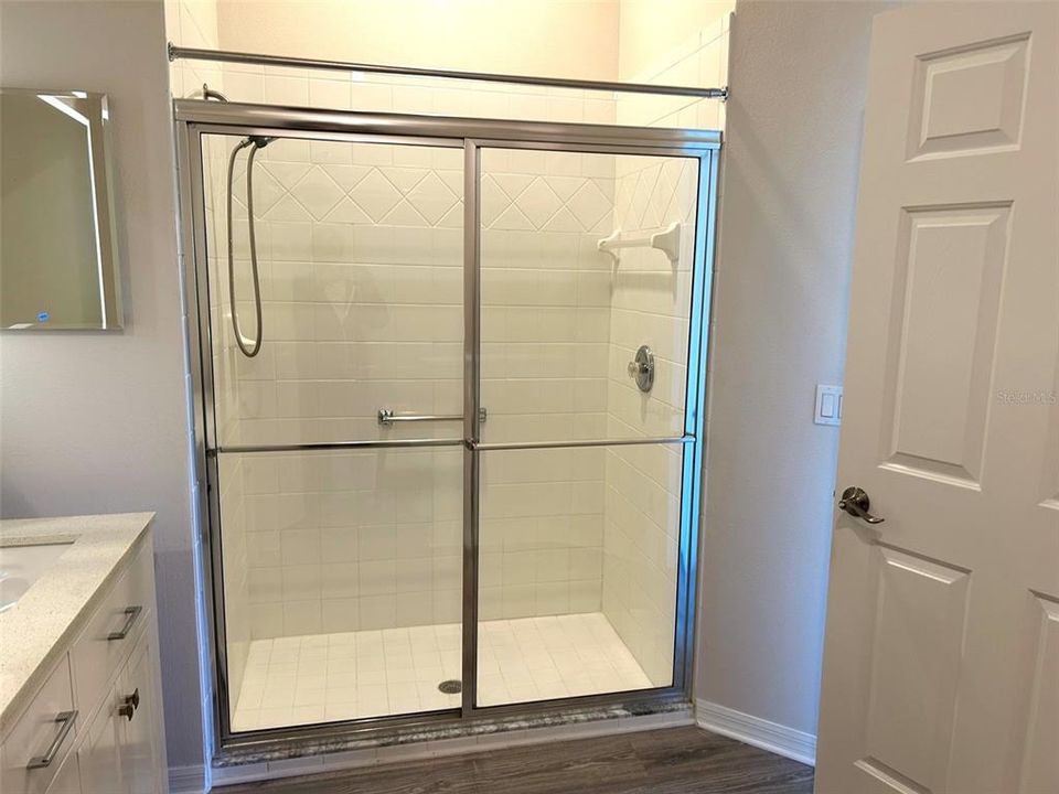 For Sale: $289,000 (2 beds, 2 baths, 1690 Square Feet)