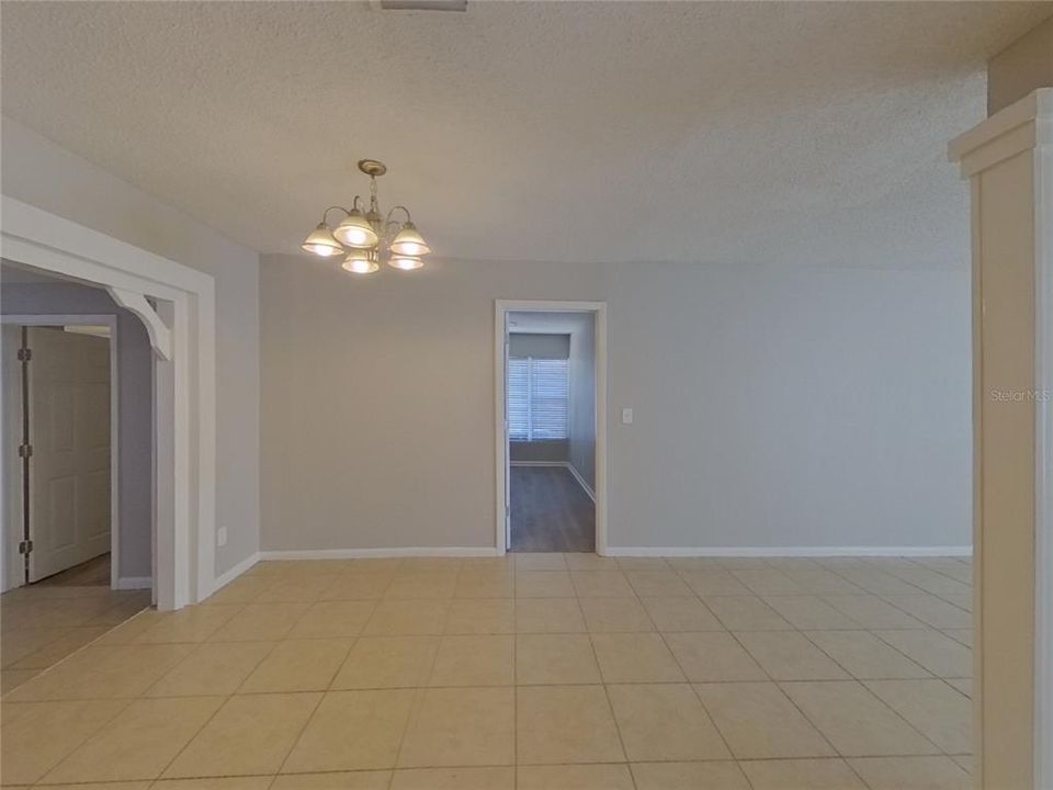 En Renta: $2,339 (4 camas, 2 baños, 1505 Pies cuadrados)