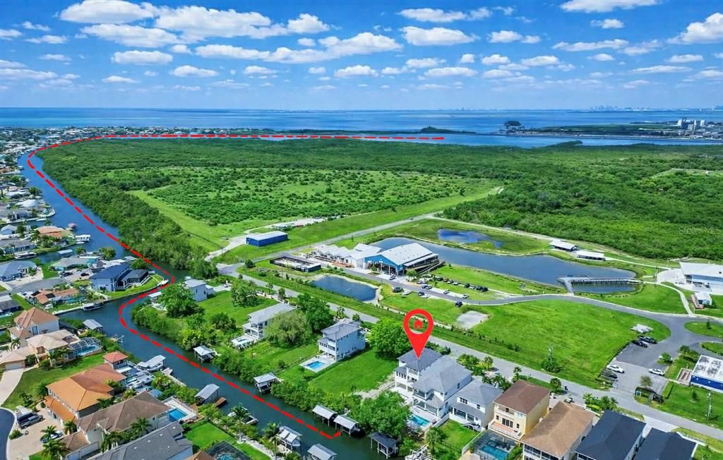 合同活跃: $1,250,000 (4 贝兹, 3 浴室, 3040 平方英尺)