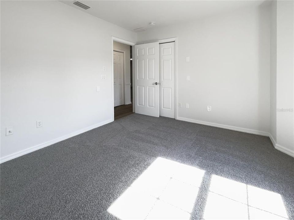 For Sale: $280,000 (3 beds, 2 baths, 1592 Square Feet)