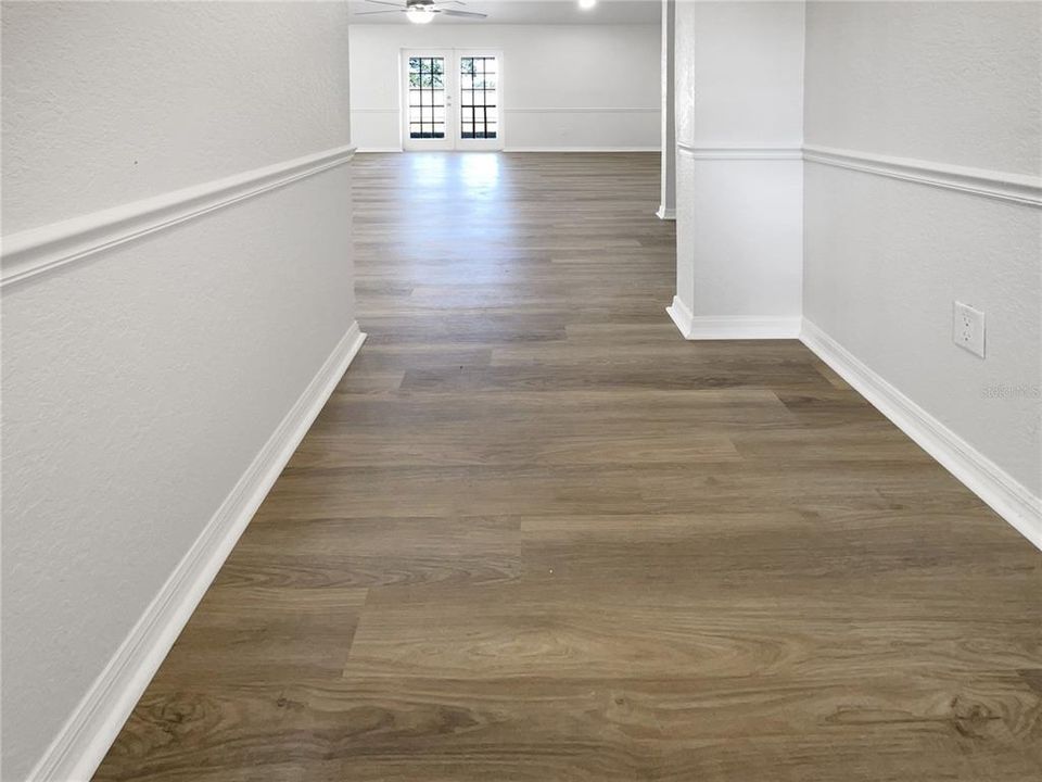 For Sale: $280,000 (3 beds, 2 baths, 1592 Square Feet)