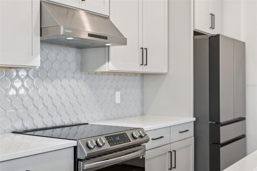 En Venta: $530,000 (4 camas, 3 baños, 1935 Pies cuadrados)