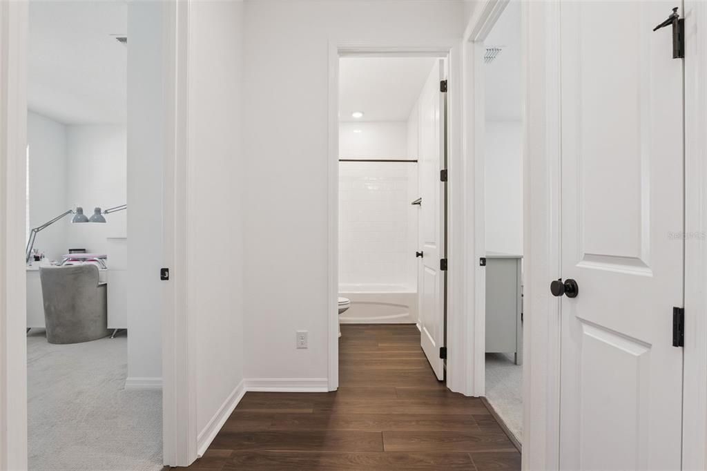 En Venta: $530,000 (4 camas, 3 baños, 1935 Pies cuadrados)