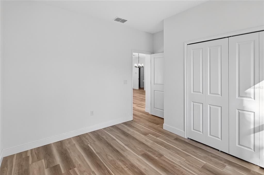 В аренду: $2,100 (4 спален, 2 ванн, 1833 Квадратных фут)